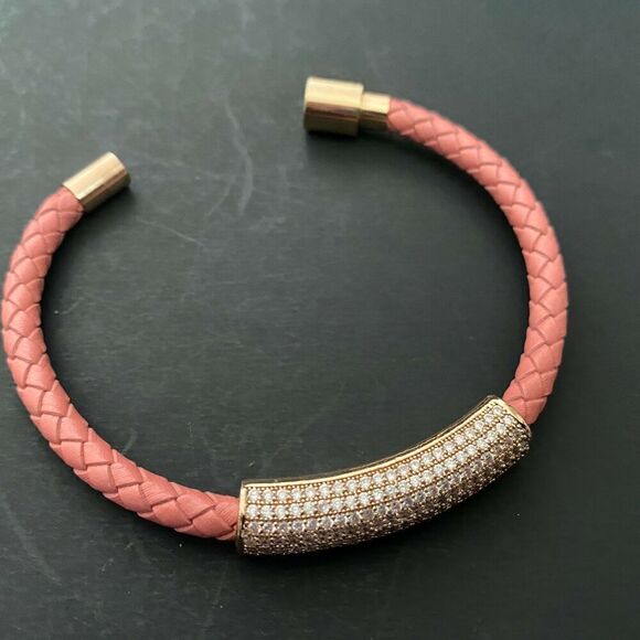 Icon Forever Bracelet Rose Braided Leather Pave Crystal Magnetic Closure - Picture 6 of 7